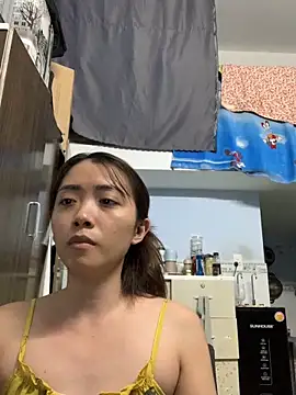 Snapshot of Minee1202 chatting on 29, 4, 2026 Minee1202 online show from 29, 4, 2026