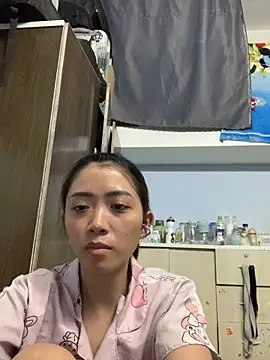 Snapshot of Minee1202 chatting on 25, 5, 2026 Minee1202 online show from 25, 5, 2026