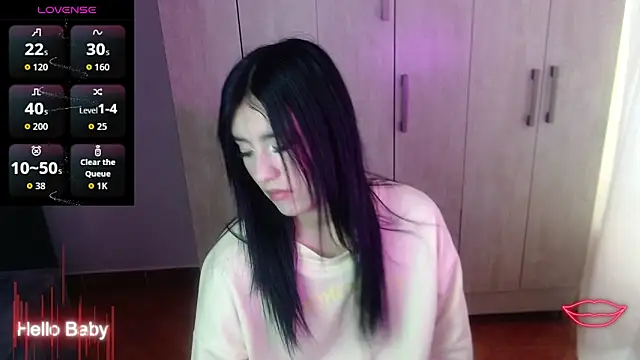 Snapshot of Velvet_28 chatting on 28, 10, 2025 Velvet 28 online show from 28, 10, 2025