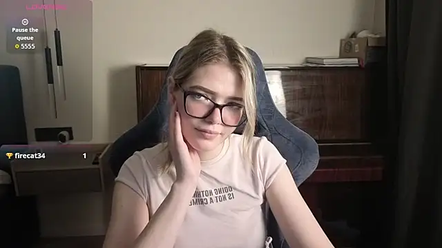 Snapshot of KatanaSVibe chatting on 28, 5, 2026 KatanaSVibe online show from 28, 5, 2026