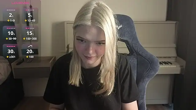 Snapshot of KatanaSVibe chatting on 18, 7, 2026 KatanaSVibe online show from 18, 7, 2026