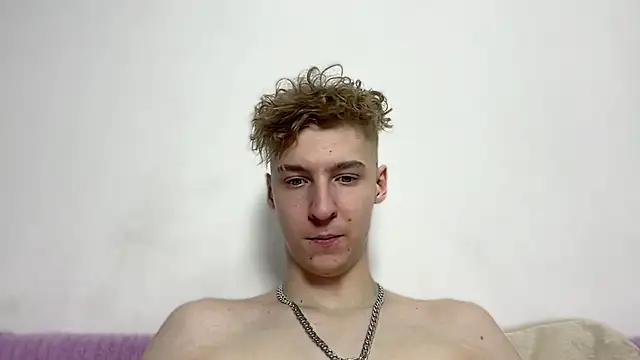 MrSexyCum4U online show from 12, 2, 2026