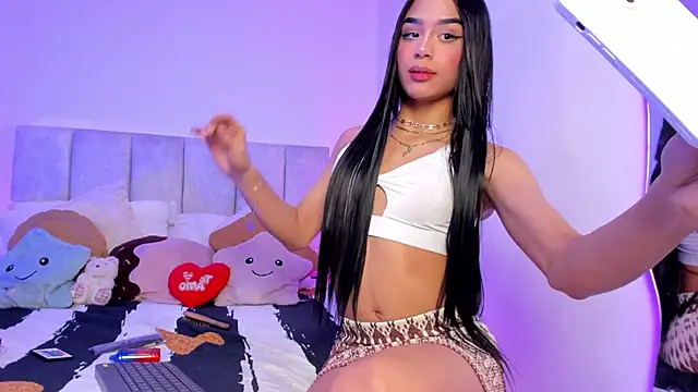 Snapshot of Baby_Steff chatting on 20, 10, 2025 Baby Steff online show from 20, 10, 2025