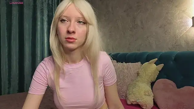 BubugAgaska online show from 15, 10, 2025