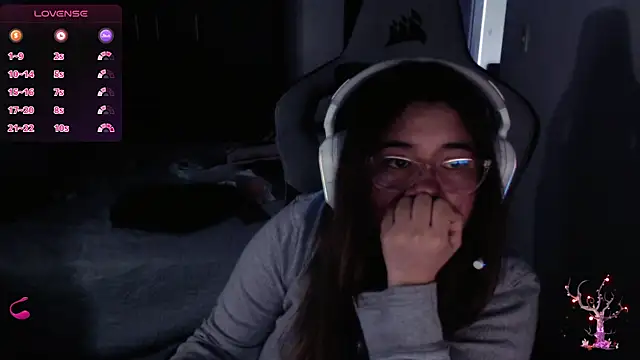 Pink girl0n online show from 17, 12, 2025