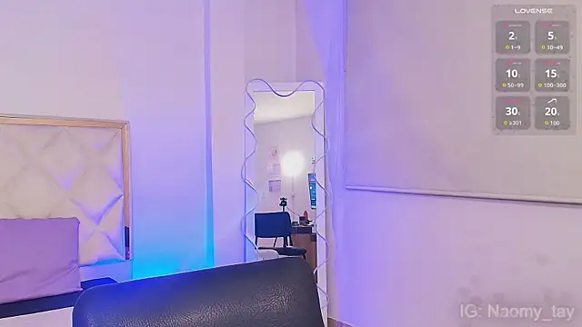 Naomy tay1 online show from 30, 10, 2025