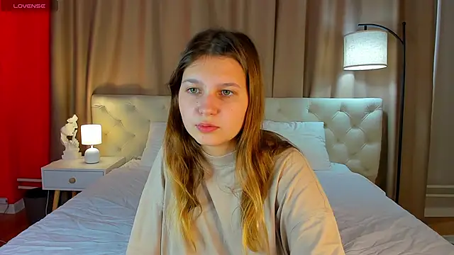 Snapshot of Elle_Ellise chatting on 21, 9, 2025 Elle Ellise online show from 21, 9, 2025