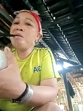 Snapshot of Mamapm20 chatting on 17, 9, 2025 Mamapm20 online show from 17, 9, 2025