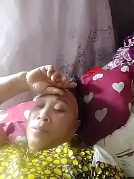 Snapshot of Mamapm20 chatting on 1, 10, 2025 Mamapm20 online show from 1, 10, 2025