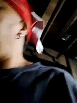 Snapshot of Mamapm20 chatting on 14, 10, 2025 Mamapm20 online show from 14, 10, 2025