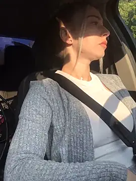 Snapshot of Reina_Cummings chatting on 9, 9, 2025 Reina Cummings online show from 9, 9, 2025