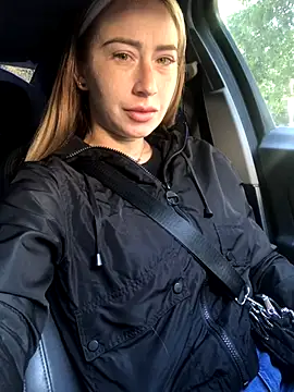 Snapshot of Reina_Cummings chatting on 15, 9, 2025 Reina Cummings online show from 15, 9, 2025