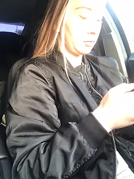 Snapshot of Reina_Cummings chatting on 25, 9, 2025 Reina Cummings online show from 25, 9, 2025