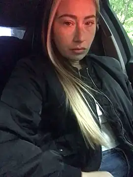 Snapshot of Reina_Cummings chatting on 26, 9, 2025 Reina Cummings online show from 26, 9, 2025