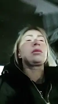 Snapshot of Reina_Cummings chatting on 18, 12, 2025 Reina Cummings online show from 18, 12, 2025