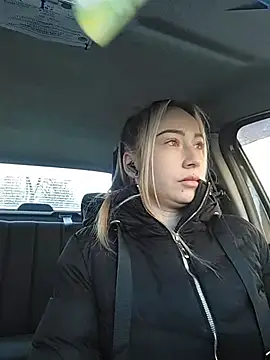 Snapshot of Reina_Cummings chatting on 3, 2, 2026 Reina Cummings online show from 3, 2, 2026