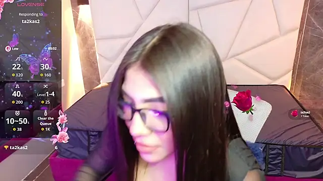 Snapshot of aysel_27 chatting on 6, 10, 2025 aysel 27 online show from 6, 10, 2025