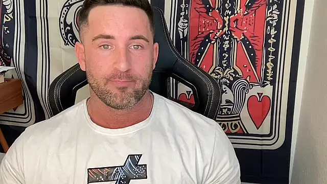 brettmycles28 online show from 12, 1, 2026