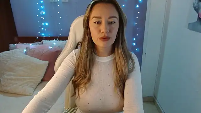 Snapshot of Natysweet23 chatting on 25, 9, 2025 Natysweet23 online show from 25, 9, 2025