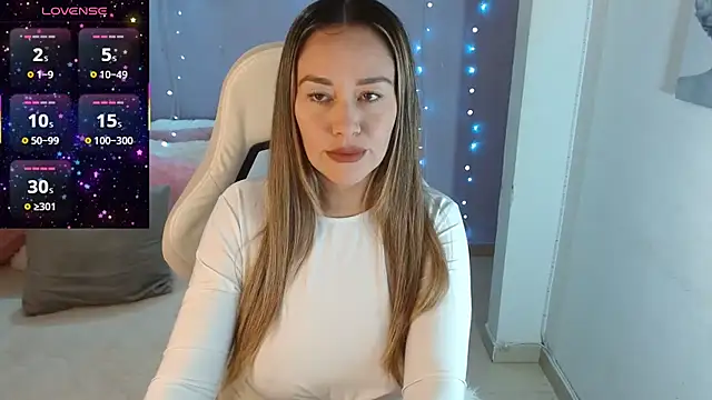 Snapshot of Natysweet23 chatting on 27, 11, 2025 Natysweet23 online show from 27, 11, 2025