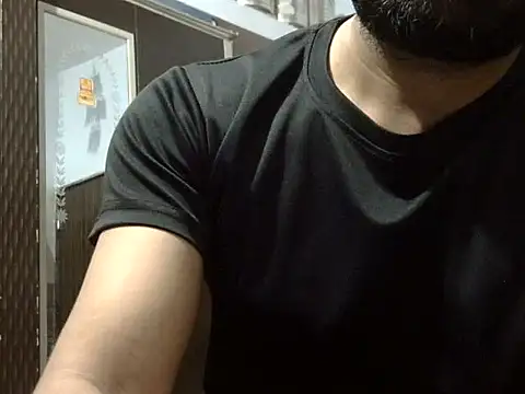 Snapshot of autophile-indian chatting on 24, 11, 2025 autophile-indian online show from 24, 11, 2025