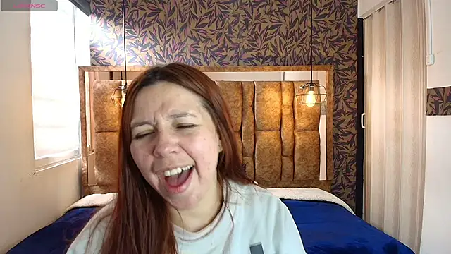 Snapshot of Isa_Thompson__ chatting on 5, 5, 2026 Isa Thompson online show from 5, 5, 2026