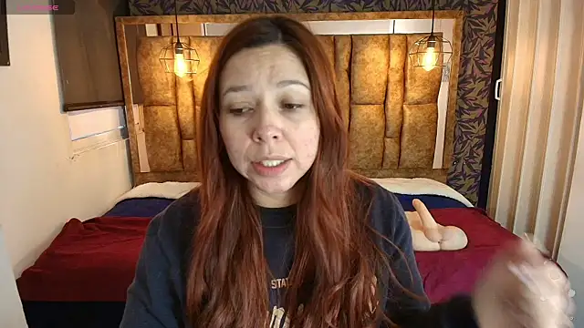 Snapshot of Isa_Thompson__ chatting on 6, 5, 2026 Isa Thompson online show from 6, 5, 2026
