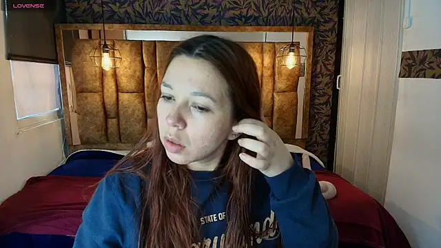 Snapshot of Isa_Thompson__ chatting on 8, 5, 2026 Isa Thompson online show from 8, 5, 2026
