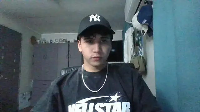 Snapshot of angxhot chatting on 18, 5, 2026 angxhot online show from 18, 5, 2026