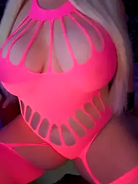 Snapshot of ThiccDreamDoll chatting on 31, 3, 2026 ThiccDreamDoll online show from 31, 3, 2026