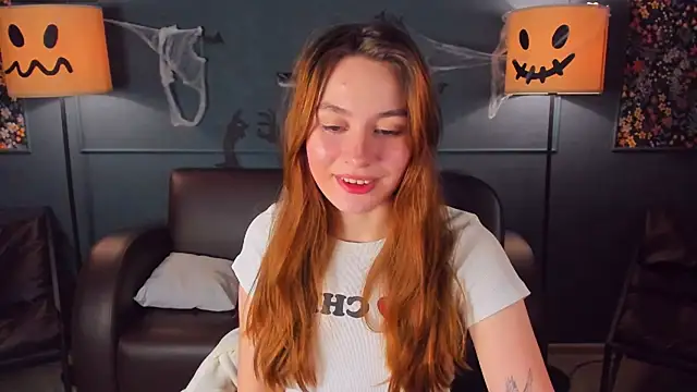 Snapshot of LanaAirlie chatting on 1, 11, 2025 LanaAirlie online show from 1, 11, 2025