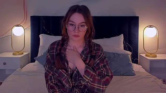 Snapshot of LanaAirlie chatting on 16, 11, 2025 LanaAirlie online show from 16, 11, 2025