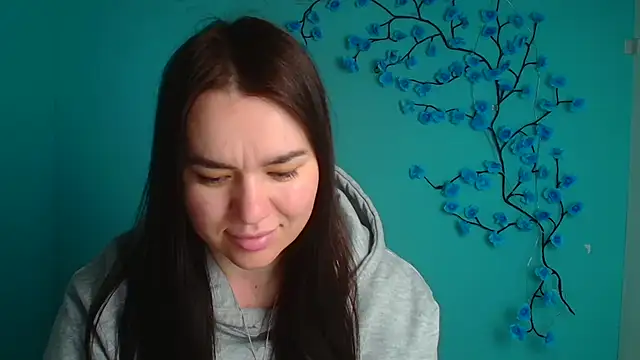 Lola Saymyname online show from 11, 4, 2026