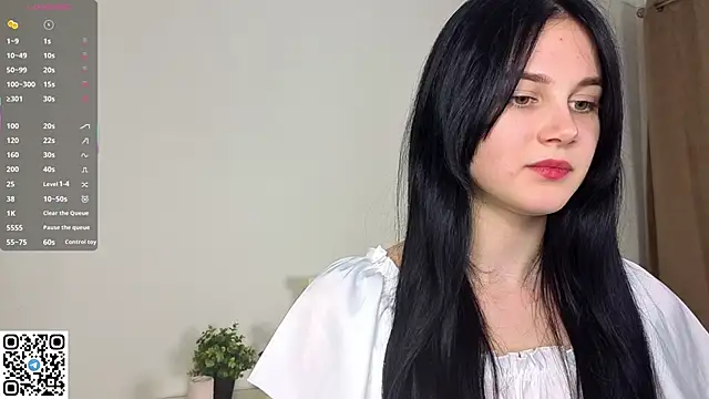 EnricaElis online show from 13, 10, 2025