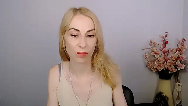 Snapshot of Create_your_own_sun chatting on 4, 7, 2026 Create your own sun online show from 4, 7, 2026