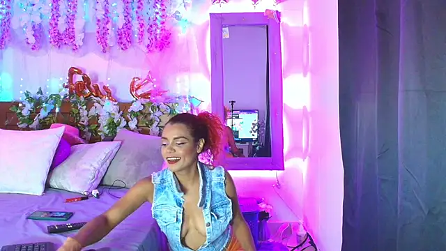 Snapshot of DevoraHarper_ chatting on 9, 4, 2026 DevoraHarper online show from 9, 4, 2026