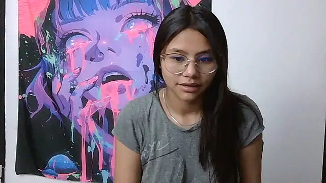 SofieLove 01 online show from 3, 12, 2025