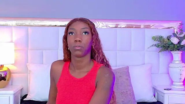 MadeleineHocker online show from 4, 11, 2025