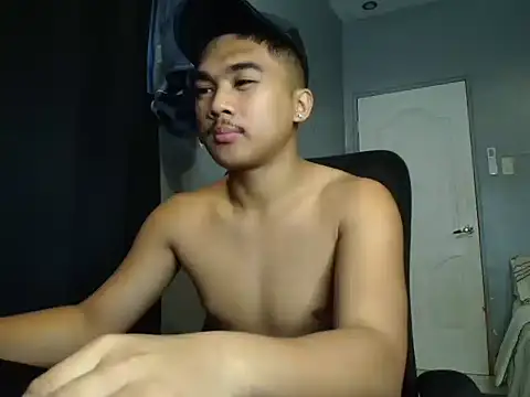 Snapshot of pinoyAdrianneXXX chatting on 25, 4, 2026 pinoyAdrianneXXX online show from 25, 4, 2026