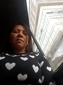 hiilarybrown online show from 13, 2, 2026