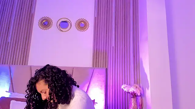 Rachell Jamess online show from 6, 11, 2025