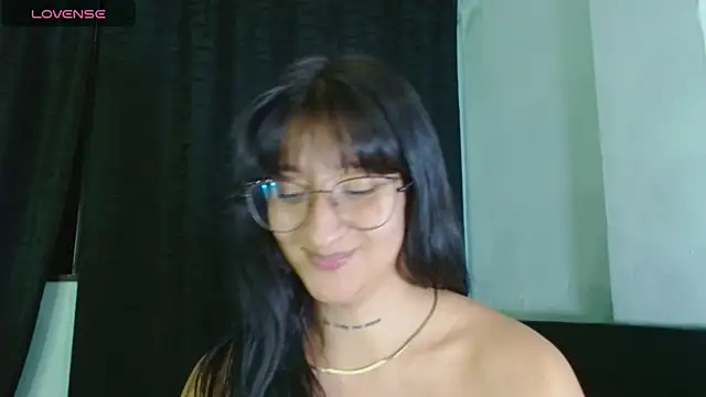 EVAH LEE  online show from 21, 3, 2026