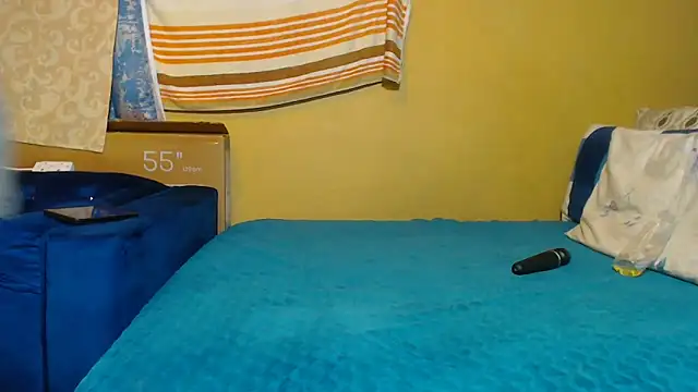 CandyMayaxx2 online show from 4, 12, 2025