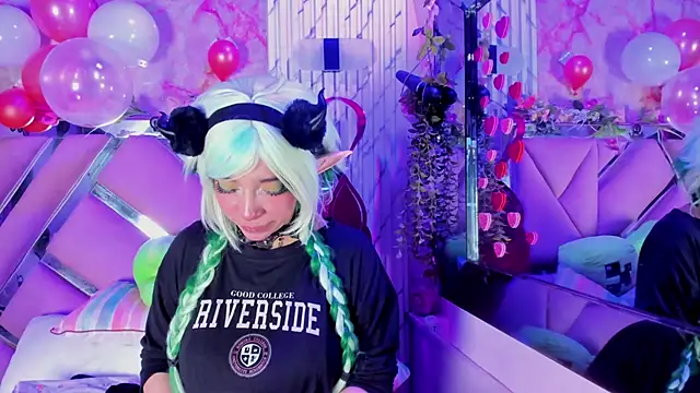 Snapshot of Akane_Hikari_ chatting on 13, 2, 2026 Akane Hikari online show from 13, 2, 2026