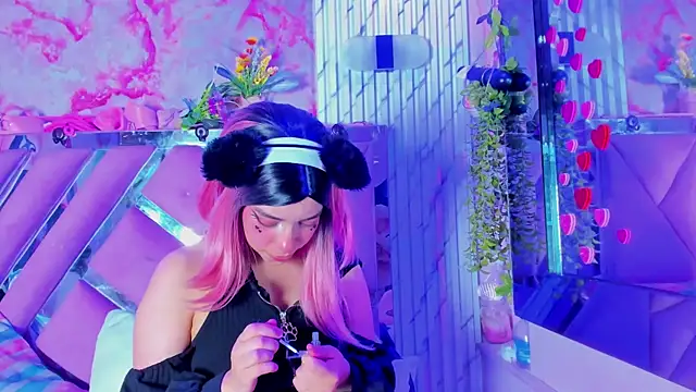 Akane Hikari  online show from 8, 4, 2026