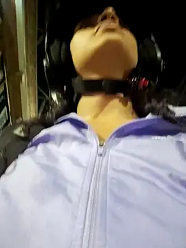 Snapshot of Amber-Sweett chatting on 30, 10, 2025 Amber-Sweett online show from 30, 10, 2025