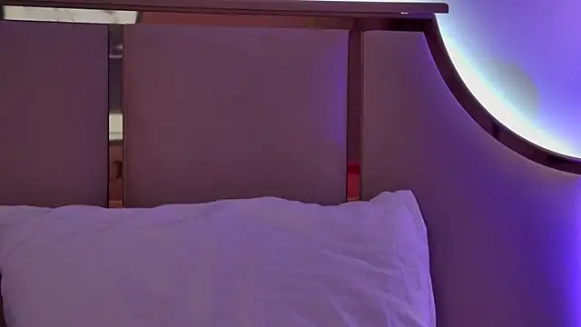 MeganStrain online show from 7, 1, 2026