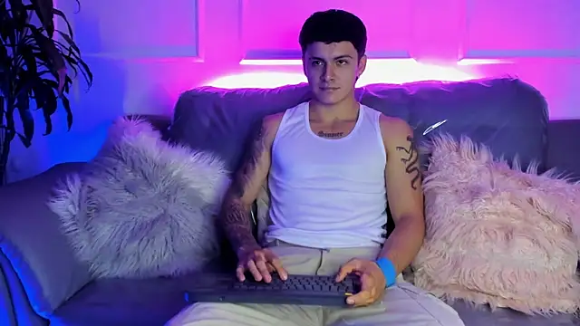 Leo santoro online show from 26, 2, 2026