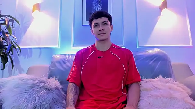 Leo santoro online show from 7, 3, 2026