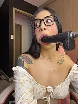 Snapshot of ValentinaBianchi chatting on 29, 11, 2025 ValentinaBianchi online show from 29, 11, 2025